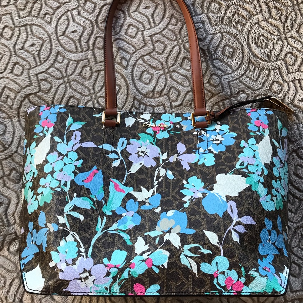 Calvin Klein blue floral tote